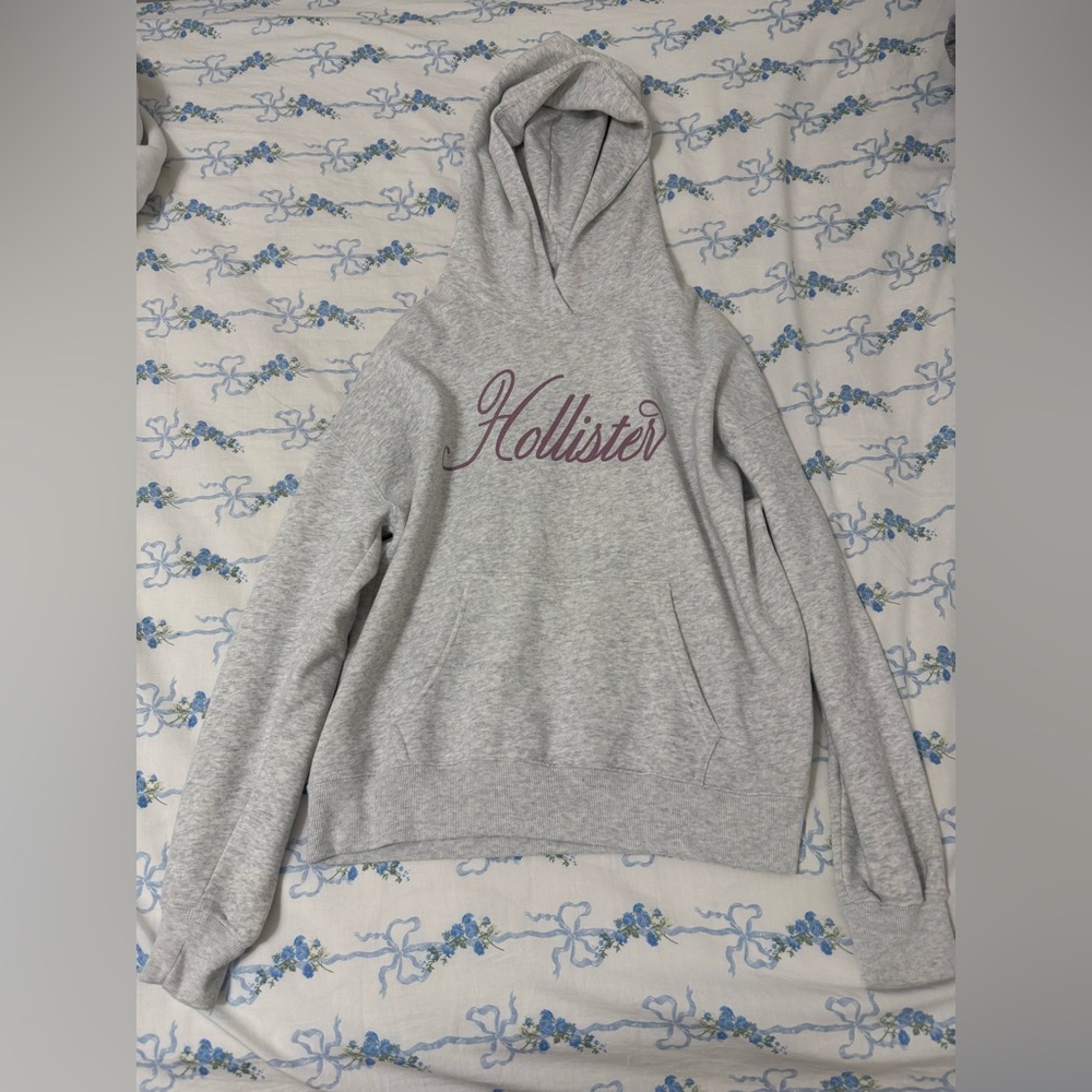 Hollister size xs light heather grey shine oversized sparkle logo hoodie